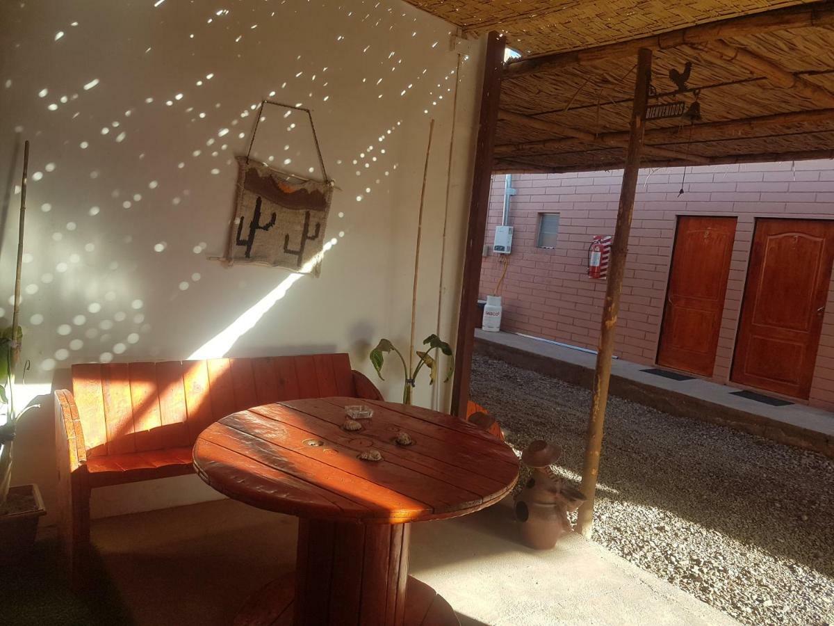 Хостел Hostal Nuevo Sol Y Viento Сан-Педро-де-Атакама Экстерьер фото